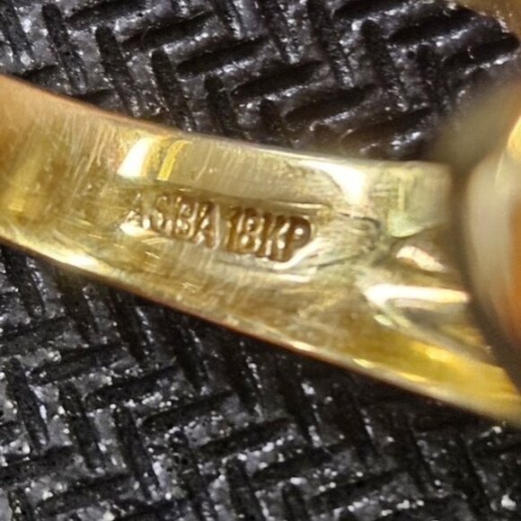 18 KT - SOUTH SEA PEARL NECKLACE AND RING - Picture 3 of 9